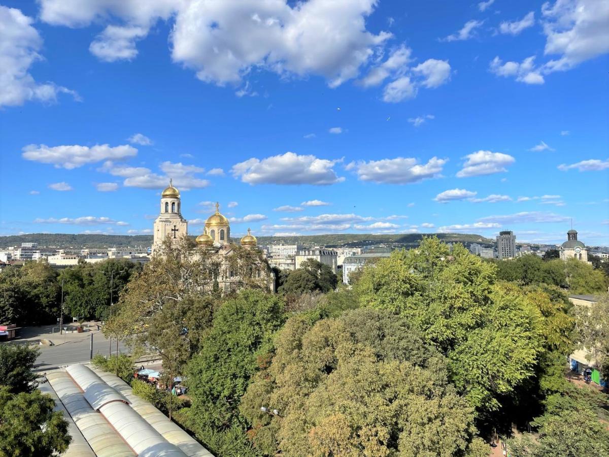 Cathedral View Flat Appartement Varna Buitenkant foto